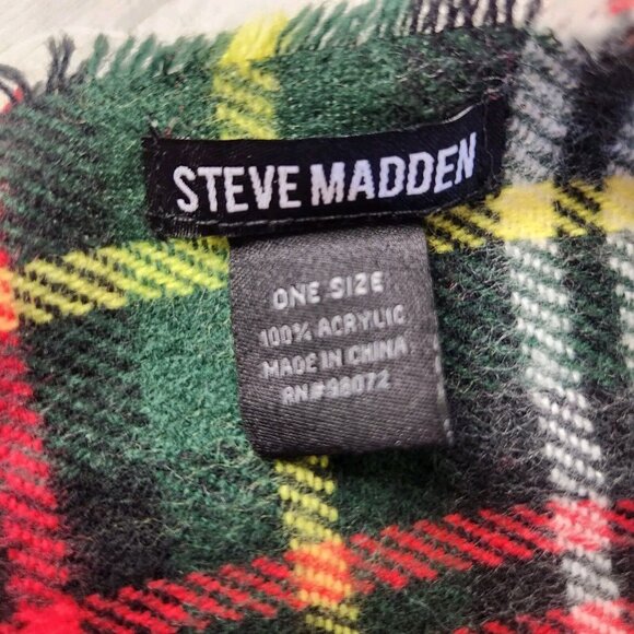 Steve Madden Wide Red Classic Tartan Scarf Fringe Edges Plaid One Size - Picture 8 of 8